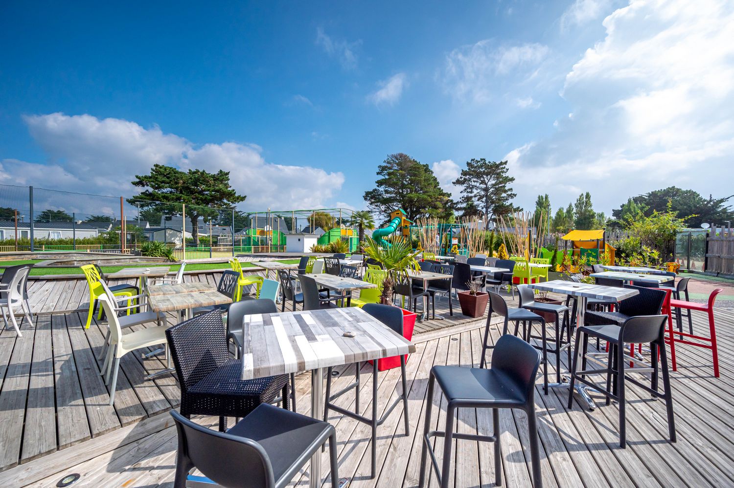 terrasse du bar du camping