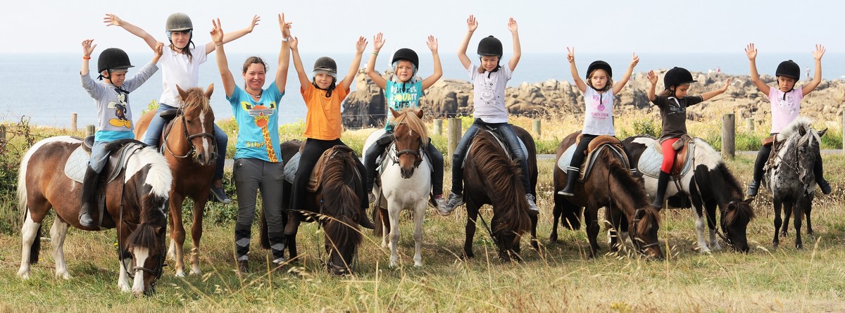 balade à poney au centre équestre