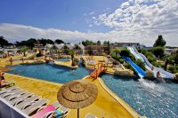Vue sur le complexe aquatique du camping l'Océan